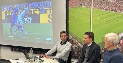 Gewinnbringender Austausch zwischen Schiedsrichtern und Medien in München