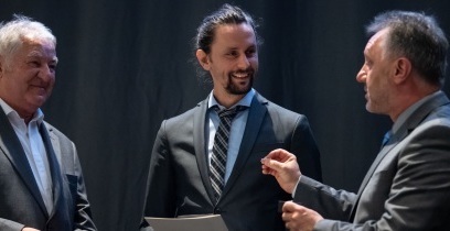 Neven Subotic im Deutschen Fußballmuseum ausgezeichnet