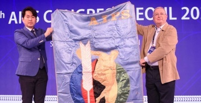 Kongress im spanischen Santa Susanna, Jubiläumsfeier während Olympia